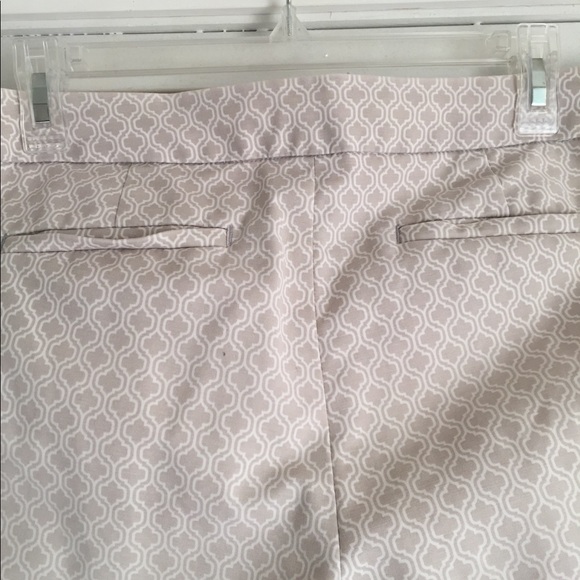 SOLD.  Adrienne Vittadini Pants - Picture 4 of 5
